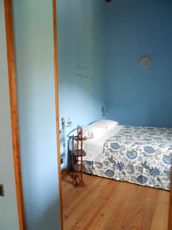 Azienda Agrituristica Risveglio Naturale Варезе Лигуре Стая снимка
