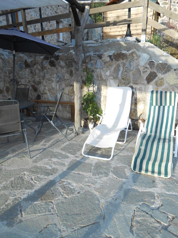 Azienda Agrituristica Risveglio Naturale Варезе Лигуре Екстериор снимка