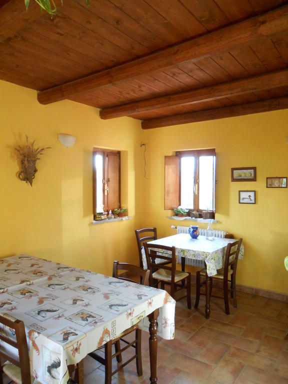 Azienda Agrituristica Risveglio Naturale Варезе Лигуре Екстериор снимка