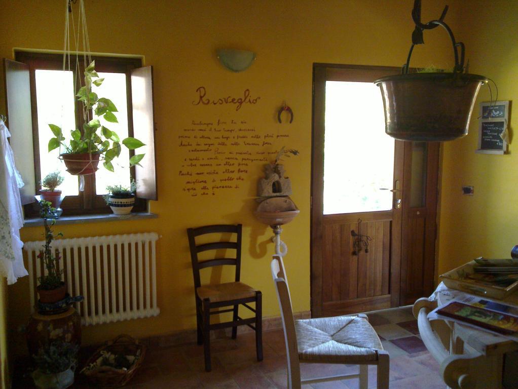 Azienda Agrituristica Risveglio Naturale Варезе Лигуре Екстериор снимка
